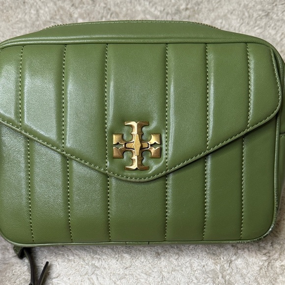 Tory Burch Olive Green Quilted Crossbody Bag - Picture 2 of 16